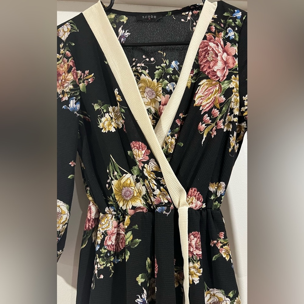 Scobe Floral Dress cute for Easter! - Picture 3 of 9
